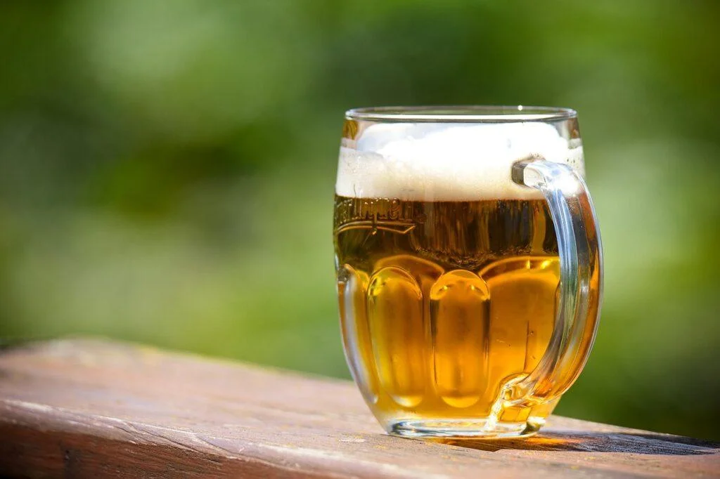 Miten alkoholi vaikuttaa sinuun ja miksi välttää sitä